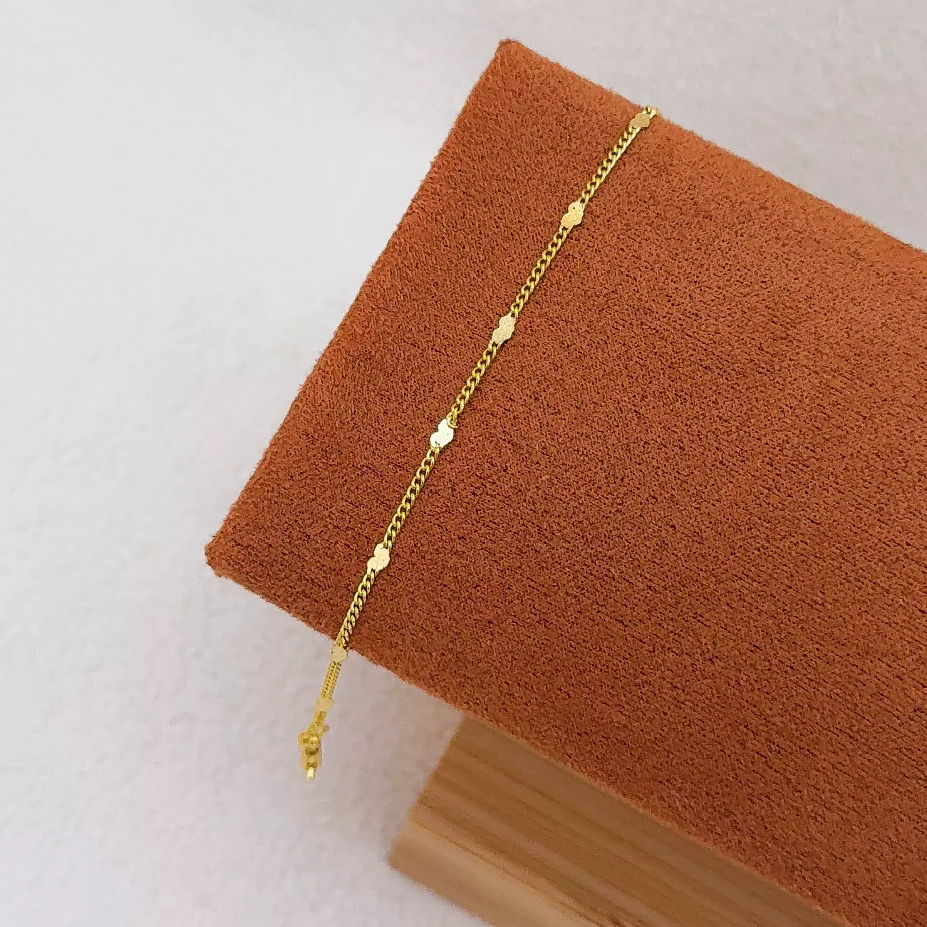Pulseira Mini Corações – Banhado a Ouro (cód. 39-G)